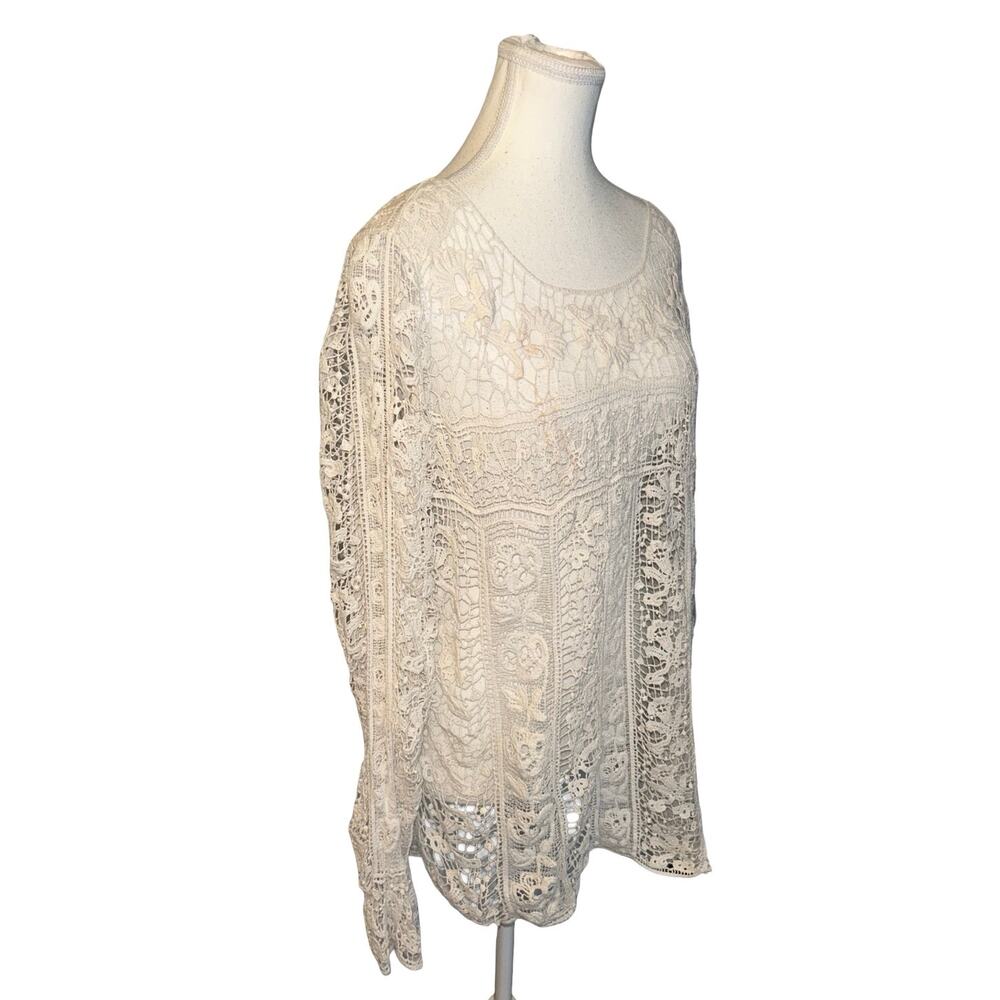 Crochet Lace Blouse - Picture 4 of 8